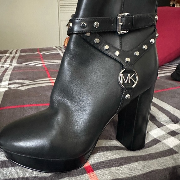 Michael Kors Black Heeled Boots with Chunky Heels and Ankle Straps - Picture 2 of 4